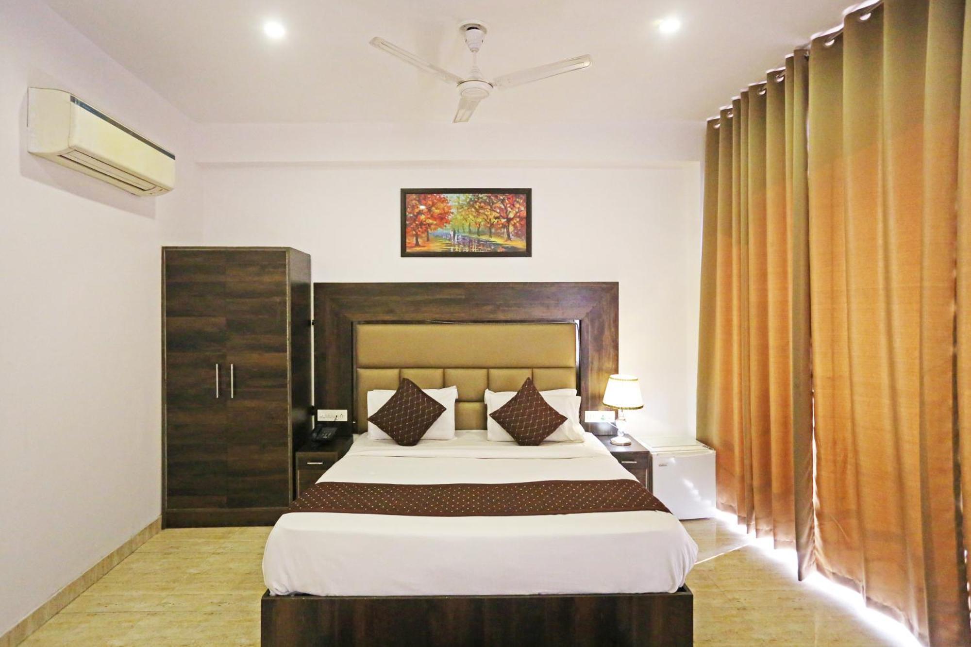 De Kiara Near The Airport Of Delhi Hotel