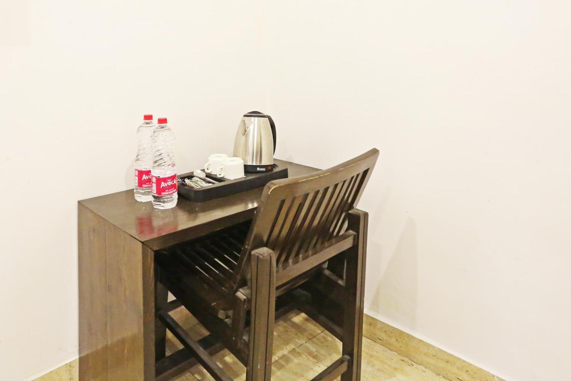De Kiara Near The Airport Of Delhi