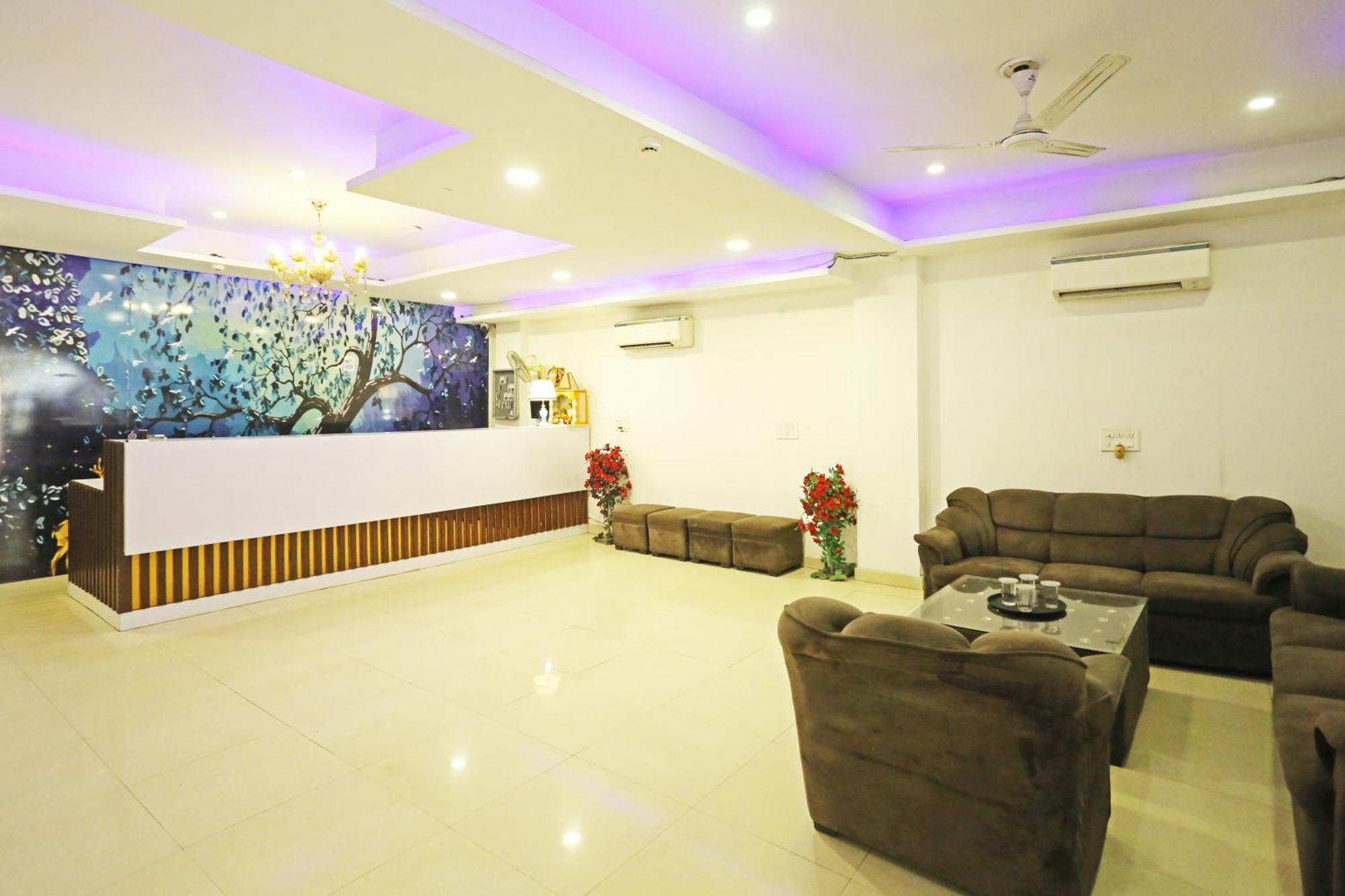 Hotel De Kiara Near The Airport Of Delhi